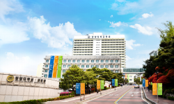 愛之實踐, 단 하나의 가치를 향한 100년의 여정